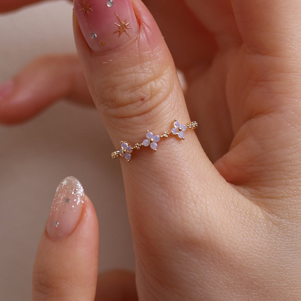 Moonstone daisy ring